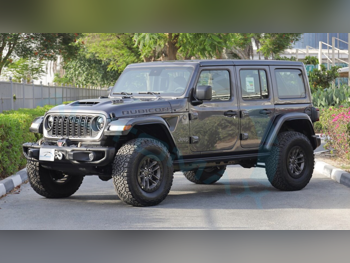 جييب  رانجلار  392 روبيكون  2025  اوتوماتيك  0 كم  8 سلندر  دفع رباعي  اس يو في  رمادي غامق  تحت الضمان