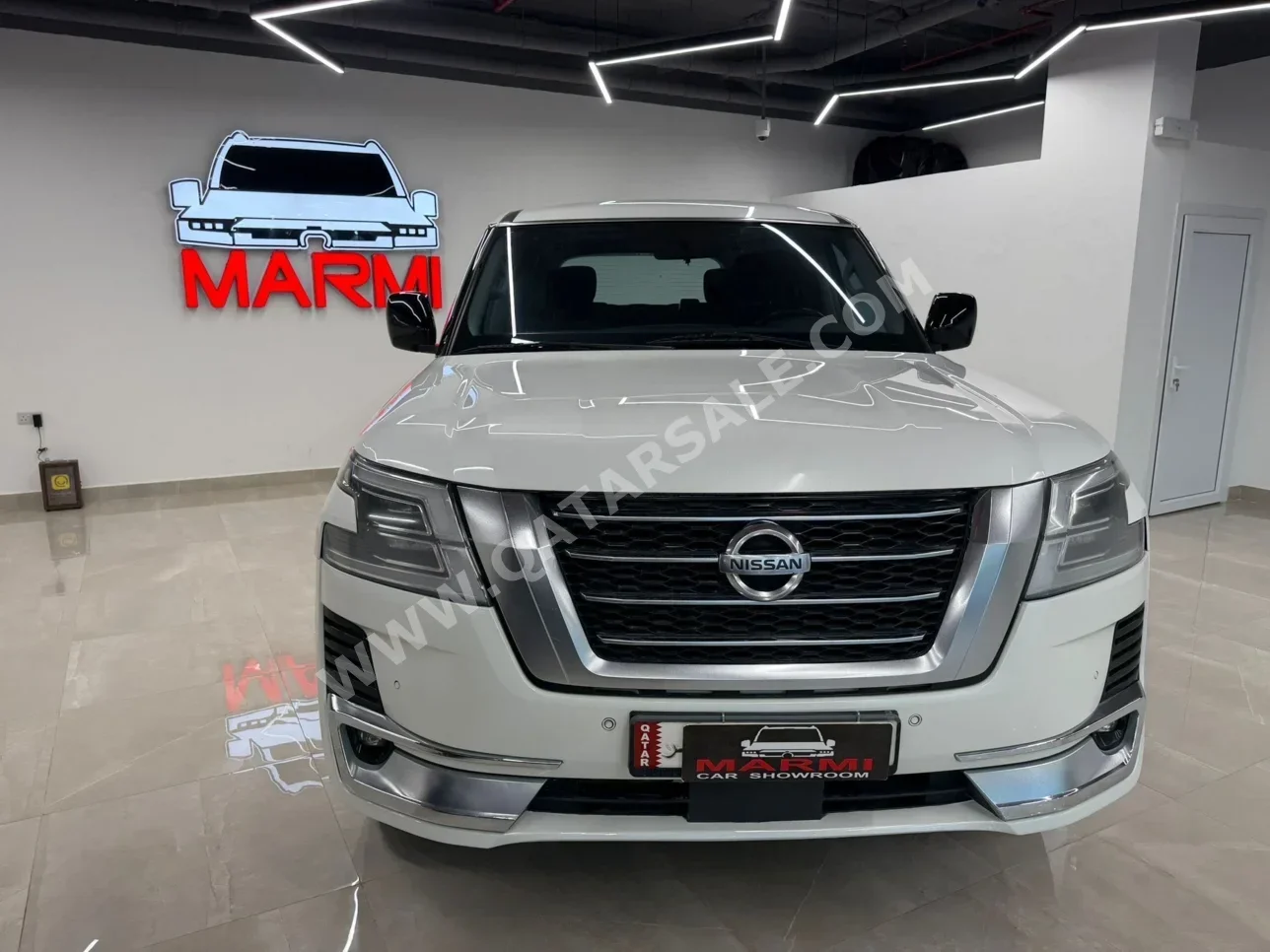 نيسان  باترول  أكس أي  2020  اوتوماتيك  206,000 كم  6 سلندر  دفع رباعي  اس يو في  أبيض