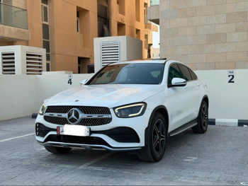 مرسيدس - بنز جي ال سي 200 ايه ام جي 2020 اوتوماتيك 59,900 كم 4 سلندر دفع رباعي اس يو في أبيض