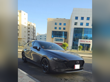 مازدا  مازدا 3  سكاي اكتف جي  2024  اوتوماتيك  26,500 كم  4 سلندر  سحب امامي  هاتشباك  رمادي غامق  تحت الضمان