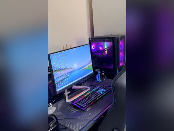 كمبيوتر ألعاب - إنتل كور أي7  - ان فيديا  - ان فيديا جي فورس  - ار تي اكس 3090  - 8 جيجابايت -  32 جيجابايت (2 × 16)  \ دي دي ار 4 - القرص الثابت:  1 تيرا بايت - القرص الصلب:  6 تيرابايت