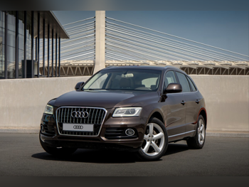 Audi  Q5  2.0 T Quatro  2016  Automatic  69,000 Km  4 Cylinder  All Wheel Drive (AWD)  SUV  Brown