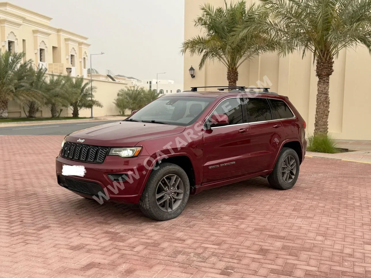 جييب  جراند شيروكي  لاريدو  2020  اوتوماتيك  27,000 كم  6 سلندر  دفع رباعي  اس يو في  أحمر