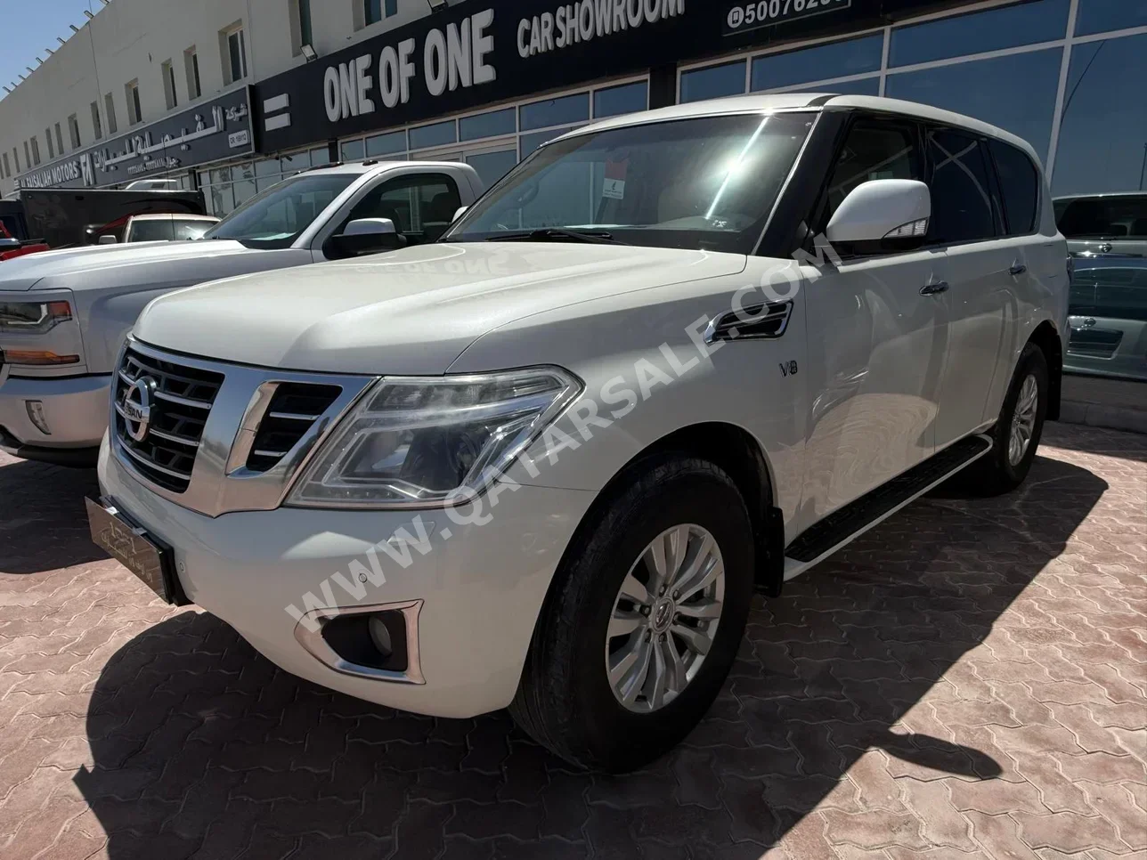 نيسان  باترول  اس اي  2015  اوتوماتيك  202,000 كم  8 سلندر  دفع رباعي  اس يو في  أبيض