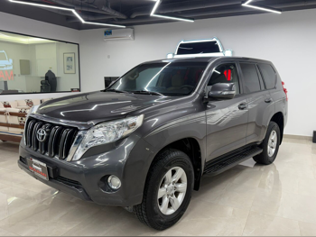 تويوتا  برادو  تي اكس ال  2015  اوتوماتيك  117,000 كم  4 سلندر  دفع رباعي  اس يو في  رمادي