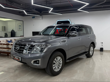 نيسان  باترول  اس اي  2015  اوتوماتيك  210,000 كم  8 سلندر  دفع رباعي  اس يو في  رمادي