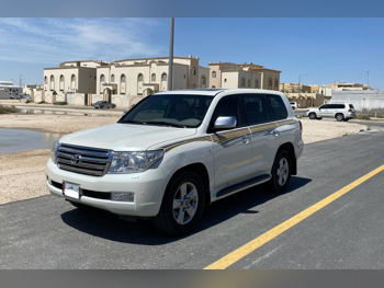 Toyota  Land Cruiser  VXR  2008  Automatic  535,000 Km  8 Cylinder  Four Wheel Drive (4WD)  SUV  White