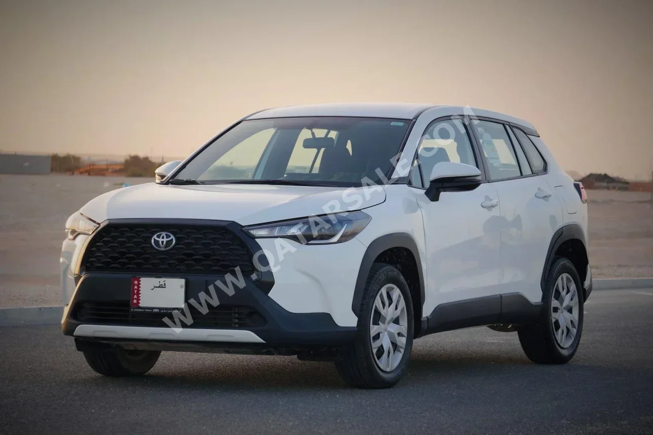 Toyota Corolla 2024 Automatic 21,000 Km 4 Cylinder Front Wheel Drive (FWD) SUV White With Warranty