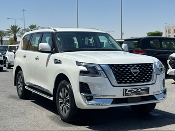 نيسان  باترول  تيتانيوم  2024  اوتوماتيك  20,000 كم  6 سلندر  دفع رباعي  اس يو في  أبيض