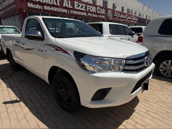 تويوتا  هاي لوكس  2025  عادي  0 كم  4 سلندر  دفع خلفي  بيكب  أبيض  تحت الضمان