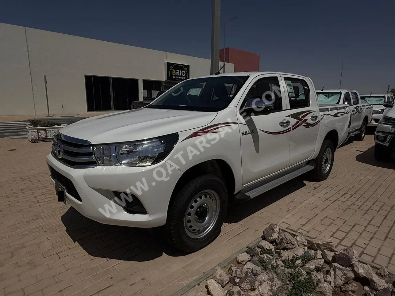 تويوتا  هاي لوكس  2026  اوتوماتيك  0 كم  4 سلندر  دفع رباعي  بيكب  أبيض  تحت الضمان