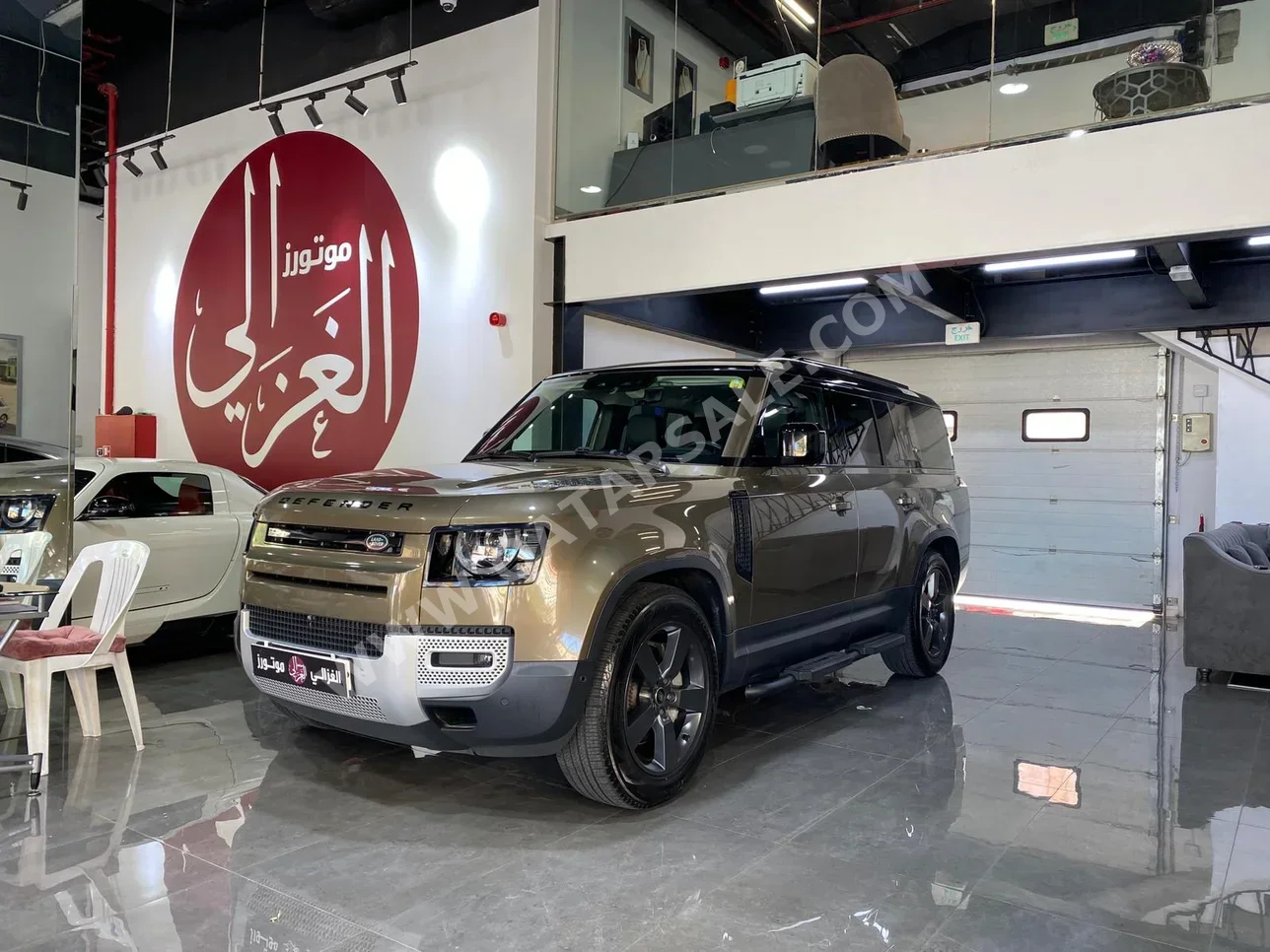 لاند روفر  ديفيندر  110 اس اي  2023  اوتوماتيك  30,000 كم  6 سلندر  دفع رباعي  اس يو في  بني  تحت الضمان