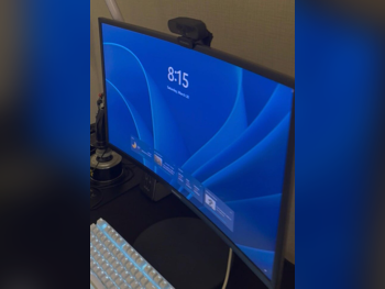 الشاشات سامسونج \  27 بوصة  أسود