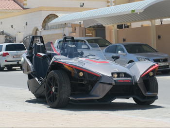 Polaris  SlingShot  2015  Manual  30,000 Km  4 Cylinder  All Wheel Drive (AWD)  Coupe / Sport  Gray