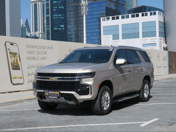 شفروليه  تاهو  ال اس 4*4  2024  اوتوماتيك  16,400 كم  8 سلندر  دفع رباعي  اس يو في  بيج  تحت الضمان