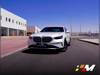 BMW  5-Series  520i  2024  Automatic  28,000 Km  4 Cylinder  Rear Wheel Drive (RWD)  Sedan  White  With Warranty