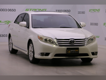 تويوتا  أفالون  2012  اوتوماتيك  130,000 كم  6 سلندر  سحب امامي  سيدان  أبيض لؤلؤي