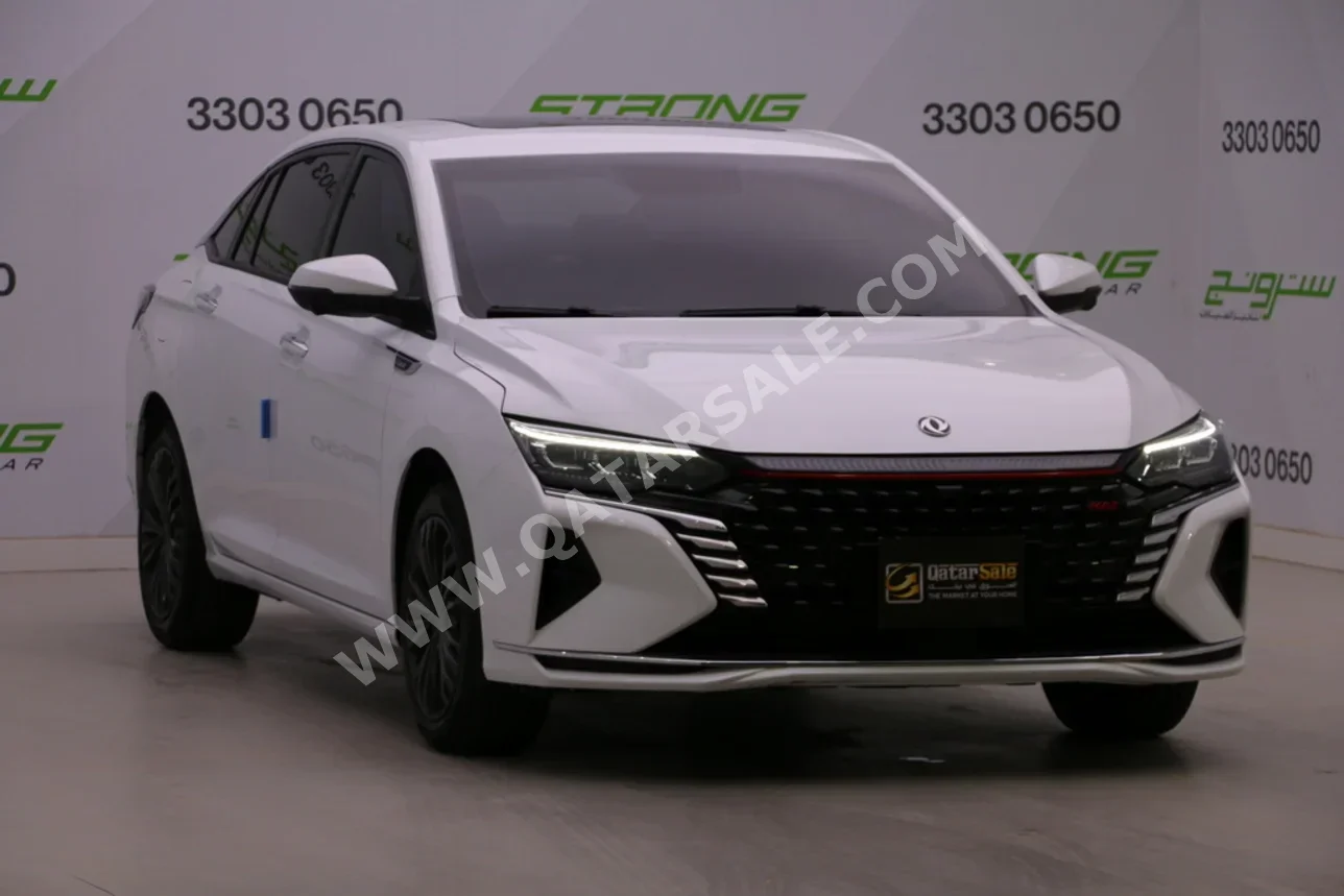 Dongfeng  Shine  Max  2024  Automatic  17,000 Km  4 Cylinder  Front Wheel Drive (FWD)  Sedan  White  With Warranty