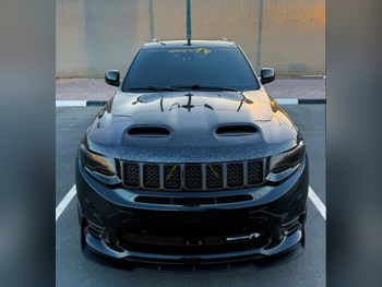 جييب  جراند شيروكي  أس ار تي  2014  اوتوماتيك  130,000 كم  8 سلندر  دفع رباعي  اس يو في  أسود