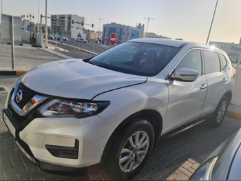 نيسان  إكس - ترايل  2022  اوتوماتيك  78,000 كم  4 سلندر  سحب امامي  اس يو في  أبيض