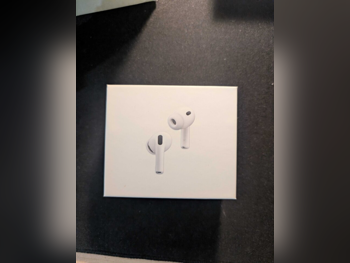 سماعات الأذن والرأس - ايربودز  ابل  airpods pro 3  - أبيض  ايربودز