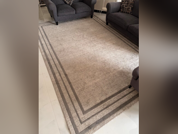 السجاد اللون الرمادي  متوسط  2.5x3.5  تركيا  2022  دعم عدم الانزلاق  مستطيل  لون موحد