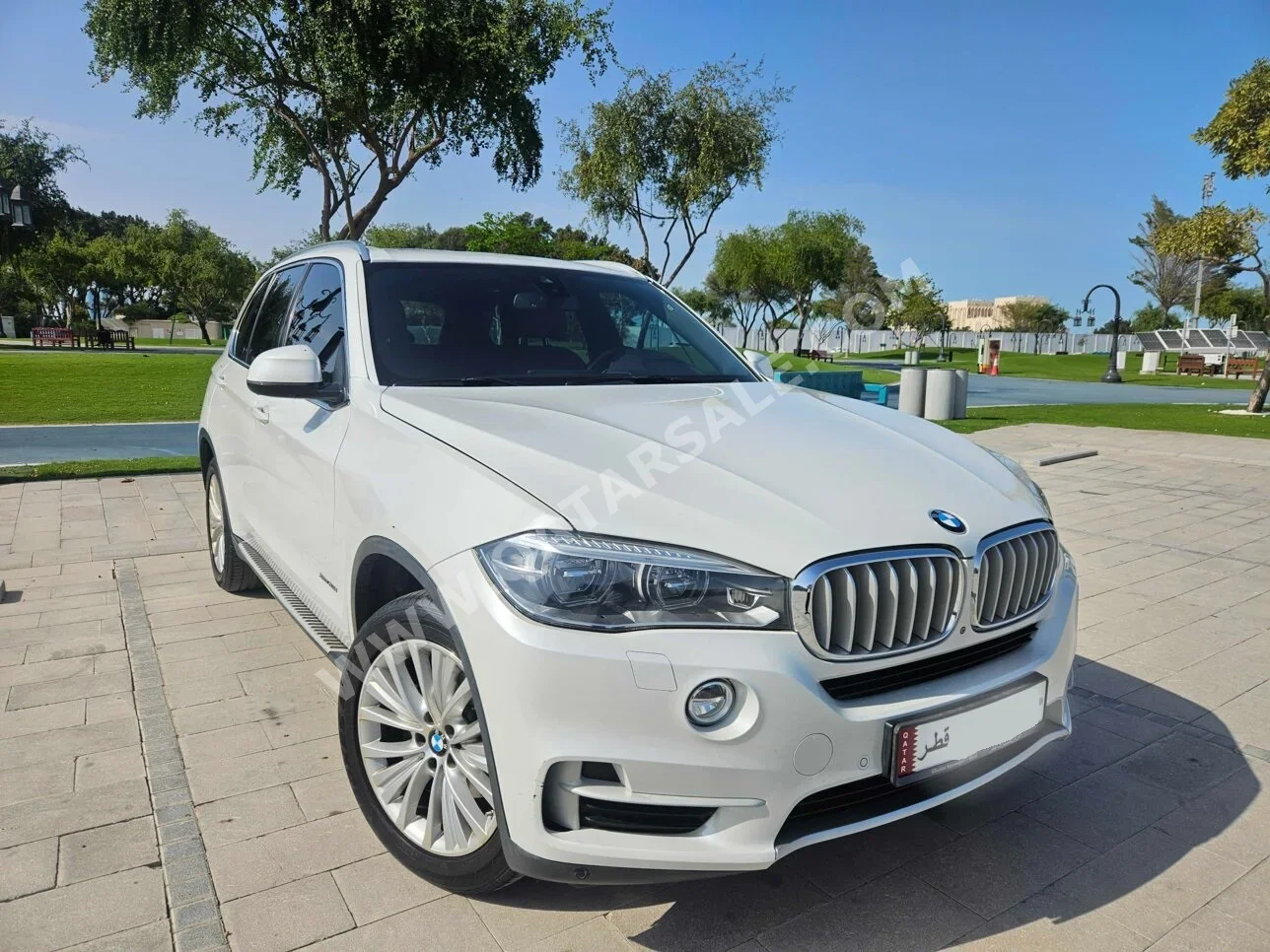 بي ام دبليو  الفئة - اكس  اكس 5  2016  اوتوماتيك  91,000 كم  6 سلندر  دفع رباعي  اس يو في  أبيض