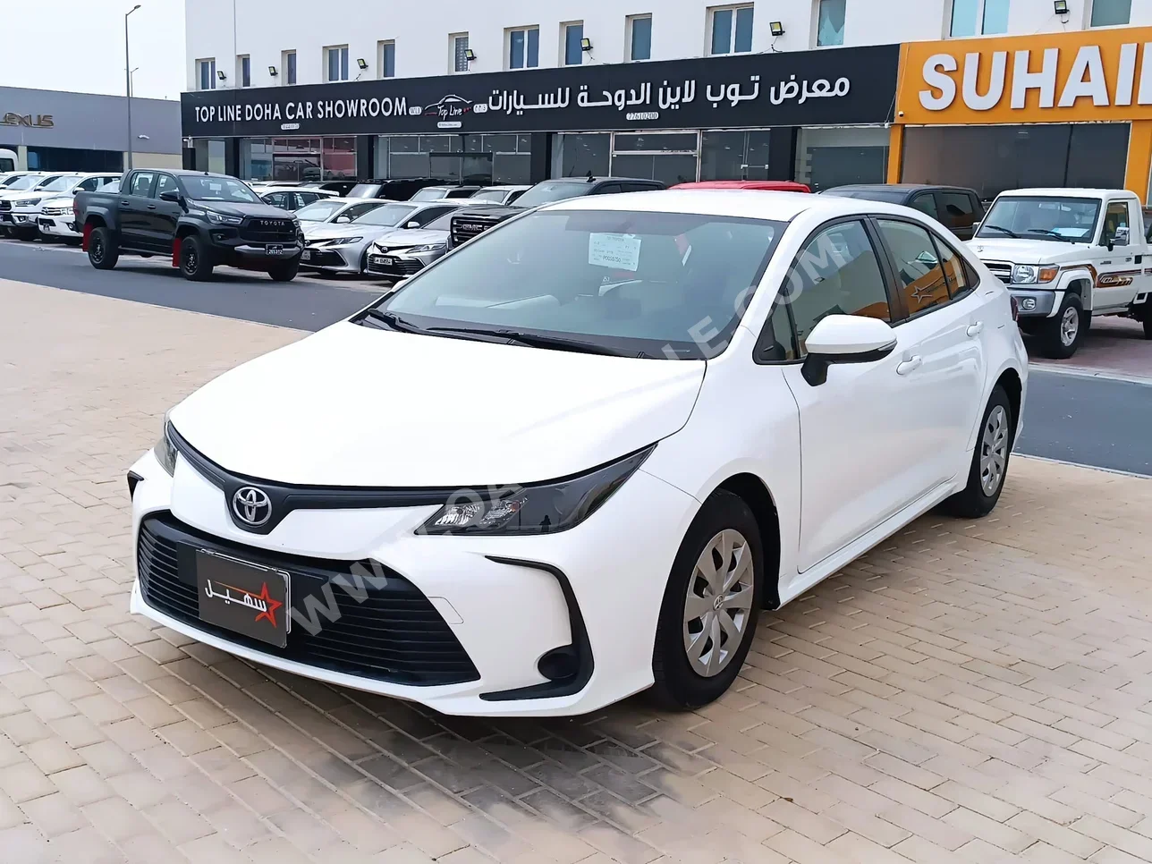تويوتا كورولا 2023 اوتوماتيك 42,000 كم 4 سلندر سحب امامي سيدان أبيض