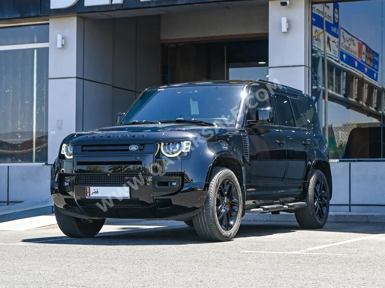 لاند روفر  ديفيندر  110 اس اي  2023  اوتوماتيك  39,000 كم  6 سلندر  دفع رباعي  اس يو في  أسود  تحت الضمان