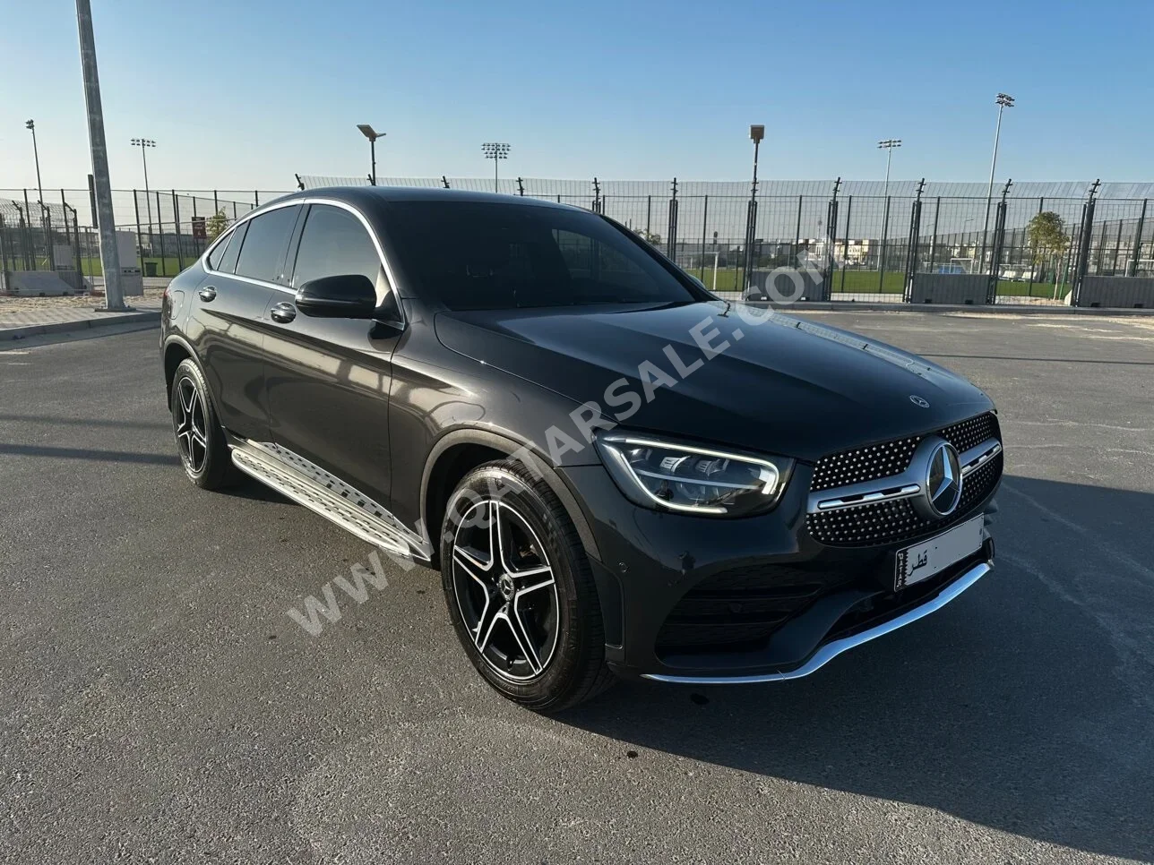 مرسيدس - بنز  جي ال سي  200 ايه ام جي  2021  اوتوماتيك  72,000 كم  4 سلندر  دفع رباعي  اس يو في  رمادي