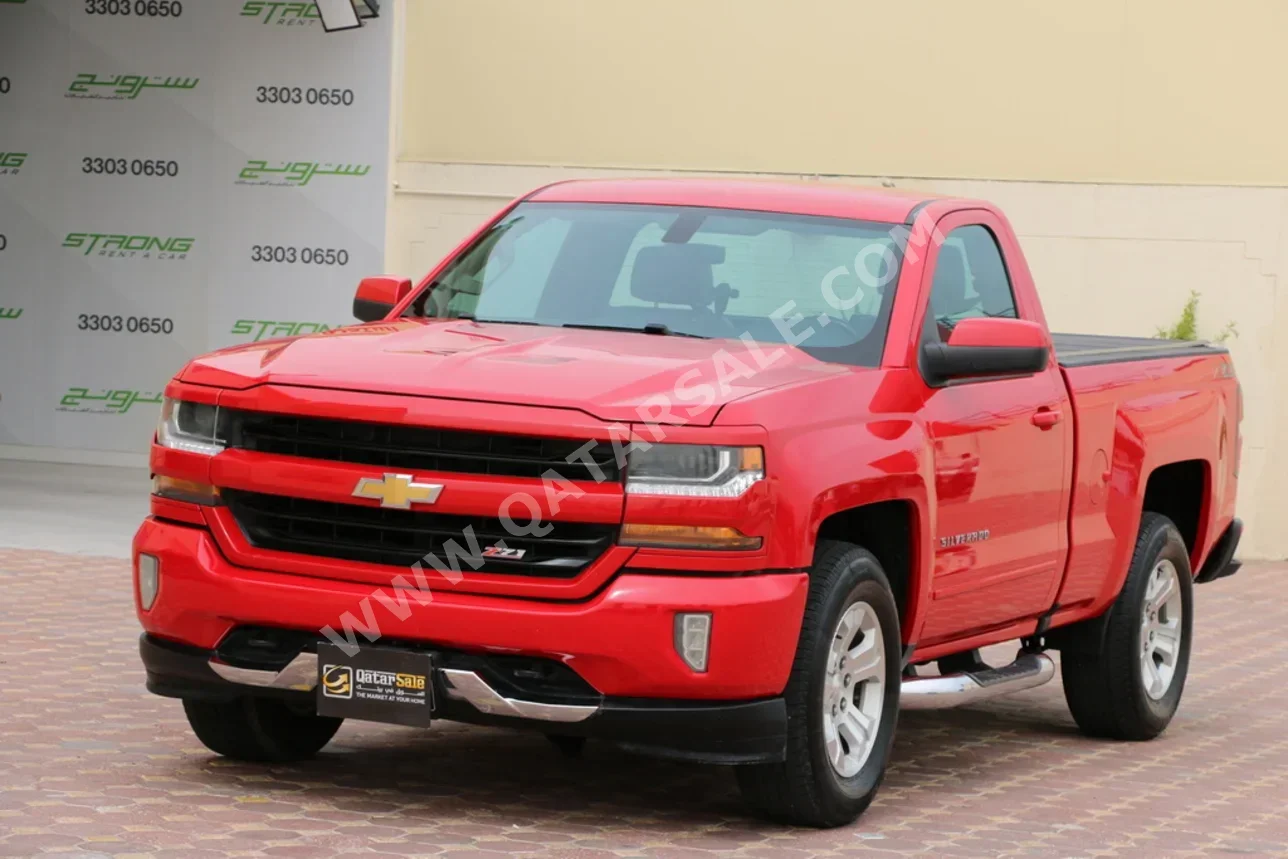 شفروليه  سلفرادو  زد 71  2018  اوتوماتيك  218,000 كم  8 سلندر  دفع رباعي  بيكب  أحمر