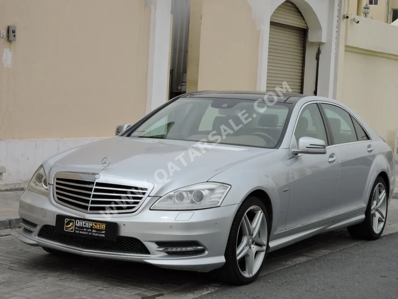 مرسيدس - بنز  اس - كلاس  350 AMG  2011  اوتوماتيك  85,000 كم  6 سلندر  دفع خلفي  سيدان  فضي