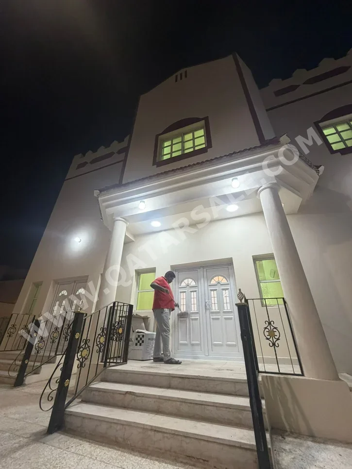 Family Residential  - Not Furnished  - Al Rayyan  - Muaither  - 7 Bedrooms
