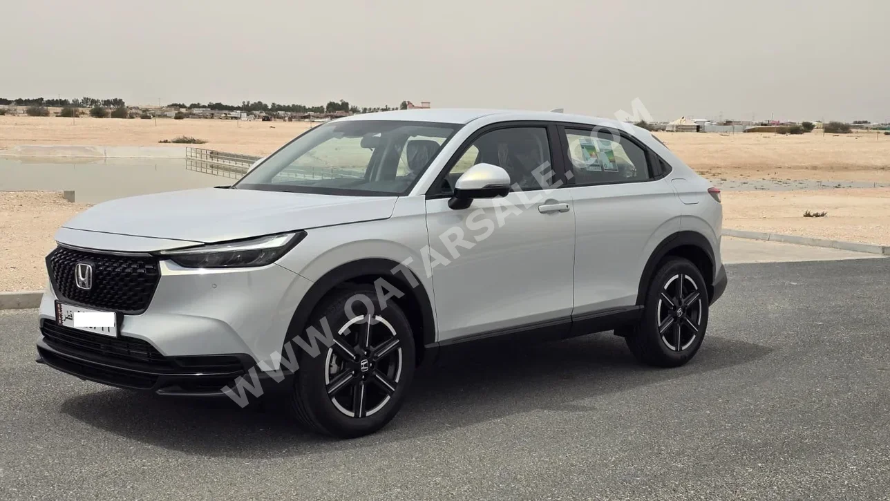 هوندا اتش ار في 2024 اوتوماتيك 0 كم 4 سلندر دفع كلي مستمر اس يو في أبيض تحت الضمان