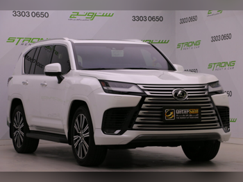 لكزس  ال اكس  600 لكجري  2022  اوتوماتيك  100,000 كم  6 سلندر  دفع رباعي  اس يو في  أبيض