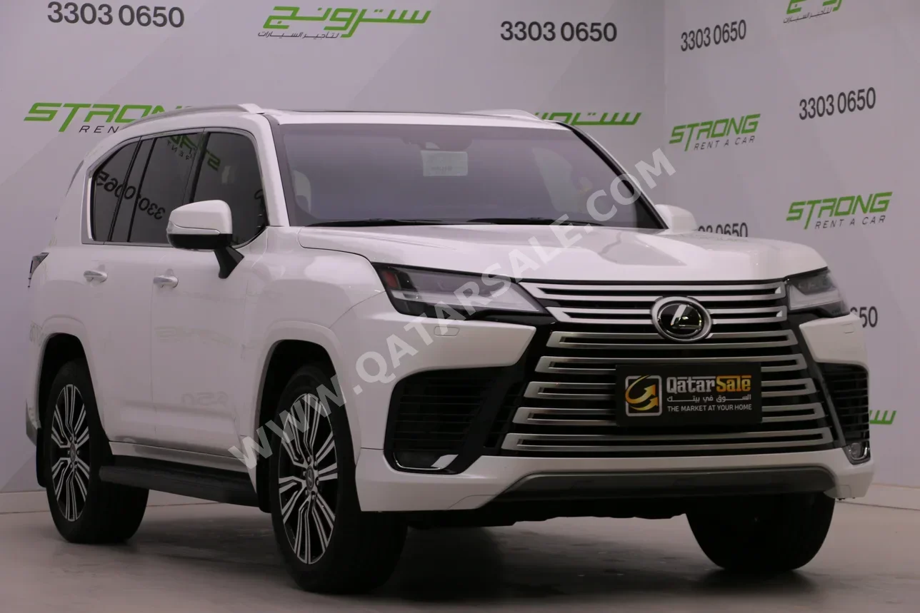 لكزس  ال اكس  600 لكجري  2022  اوتوماتيك  100,000 كم  6 سلندر  دفع رباعي  اس يو في  أبيض