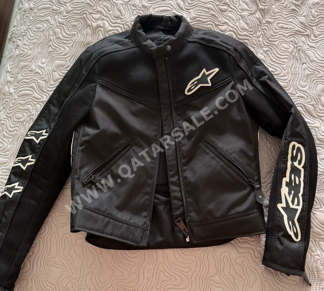 جاكيتات  - أسود  -المقاس: 38