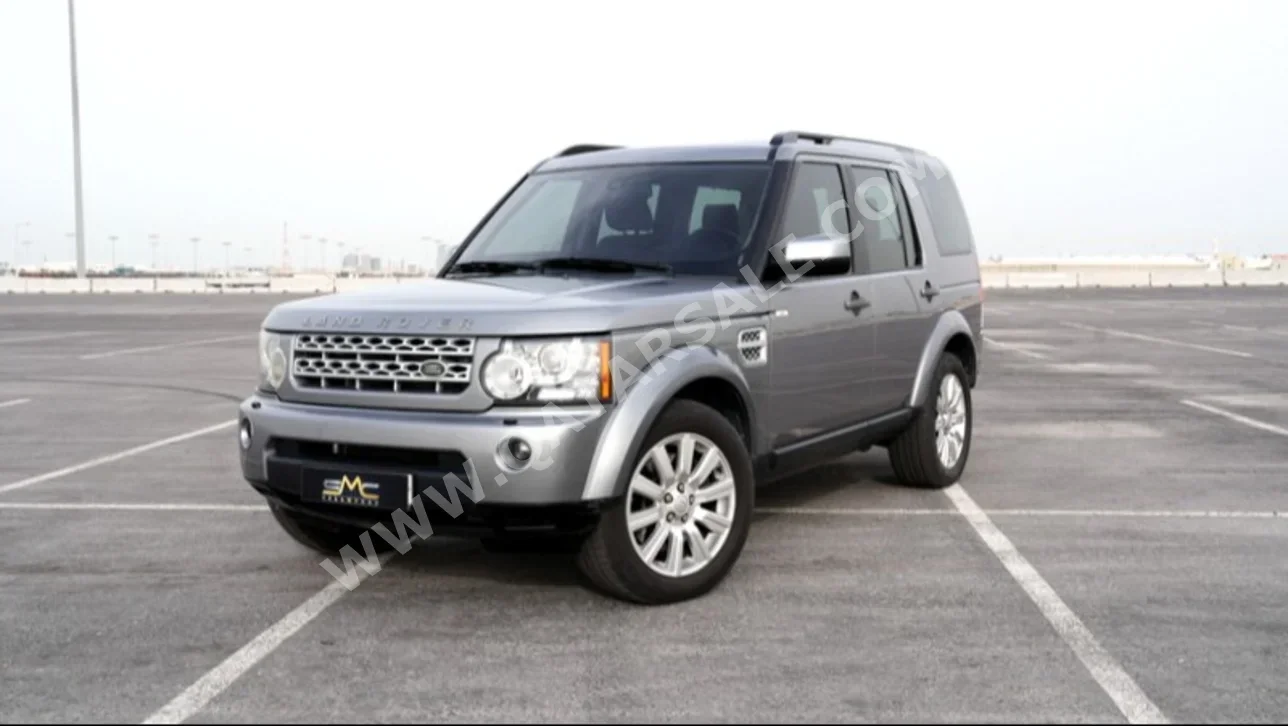 Land Rover  LR4  SE  2013  Automatic  202,000 Km  8 Cylinder  All Wheel Drive (AWD)  SUV  Gray
