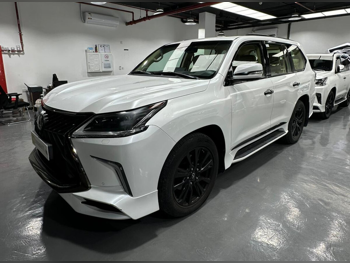 Lexus  LX  570 S Black Edition  2019  Automatic  57,043 Km  8 Cylinder  Four Wheel Drive (4WD)  SUV  White