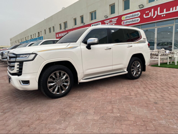 تويوتا  لاند كروزر  في اكس ار توين توربو  2022  اوتوماتيك  107,000 كم  6 سلندر  دفع رباعي  اس يو في  أبيض