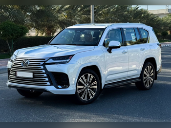 لكزس  ال اكس  600 لكجري  2026  اوتوماتيك  0 كم  8 سلندر  دفع رباعي  اس يو في  أبيض  تحت الضمان