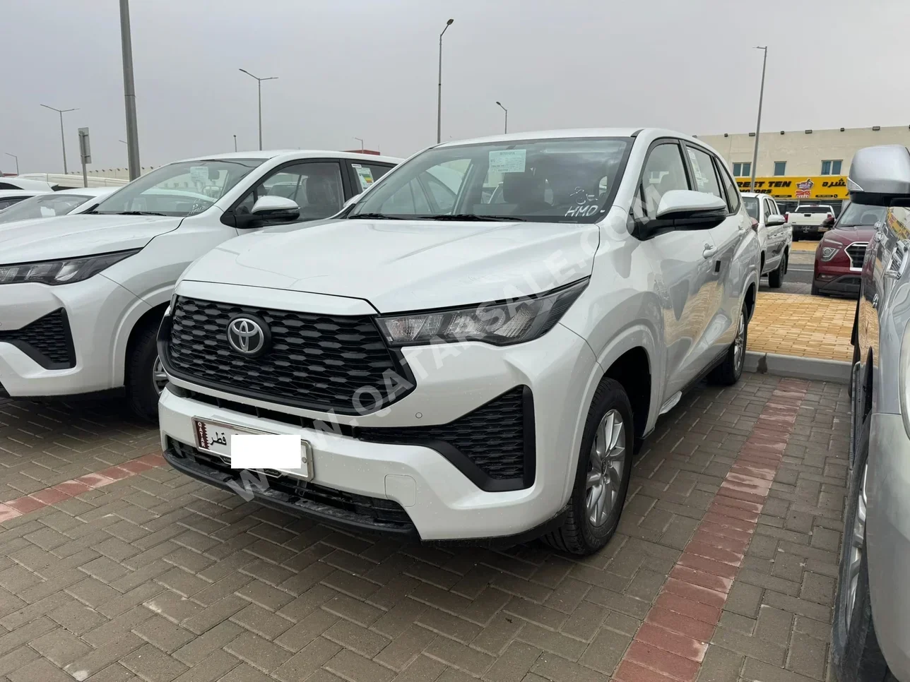 Toyota Innova 2024 Automatic 0 Km 4 Cylinder Front Wheel Drive (FWD) Van / Bus White With Warranty