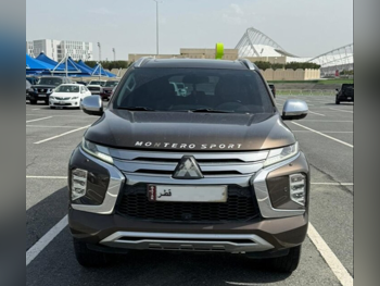 Mitsubishi  Pajero  Montero Sport  2021  Automatic  88,000 Km  6 Cylinder  Four Wheel Drive (4WD)  SUV  Copper