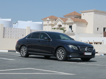 مرسيدس - بنز  اي - كلاس  200  2019  اوتوماتيك  168,000 كم  4 سلندر  دفع خلفي  سيدان  أزرق غامق