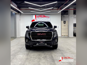 GMC  Yukon  2021  Automatic  162,000 Km  8 Cylinder  Four Wheel Drive (4WD)  SUV  Blue