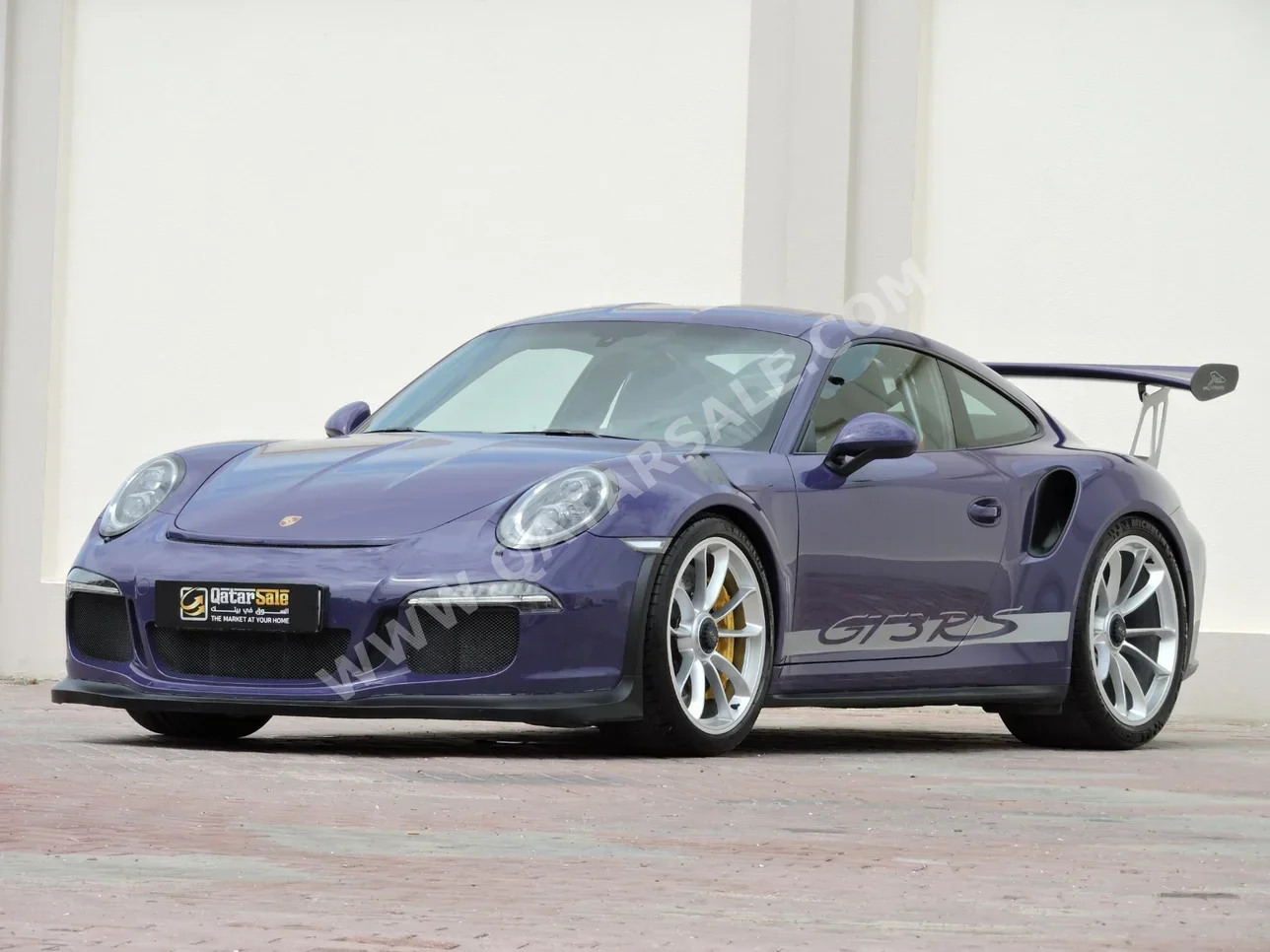 بورش 911 جي تي 3 ار اس 2016 اوتوماتيك 27,000 كم 6 سلندر دفع خلفي كوبيه \ سبورت بنفسجي تحت الضمان