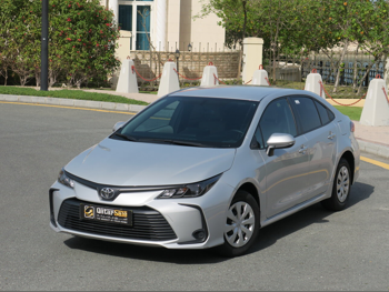 تويوتا  كورولا  2024  اوتوماتيك  27,800 كم  4 سلندر  سحب امامي  سيدان  فضي  تحت الضمان