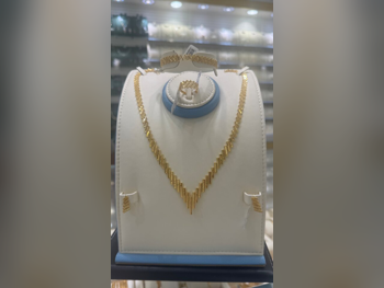 Gold Set Bahrain Woman By Weight 29.87 Gram Without Stone Maintenance Warranty Free Shipping Yellow Gold 21k