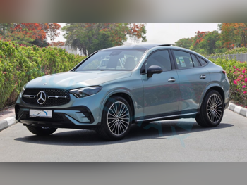 مرسيدس - بنز  جي ال سي  200 ايه ام جي  2026  اوتوماتيك  0 كم  4 سلندر  دفع كلي مستمر  اس يو في  فضي  تحت الضمان