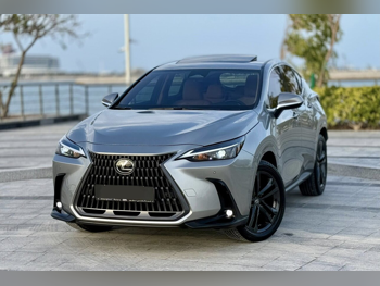 لكزس  ان اكس  350 لكجري  2025  اوتوماتيك  20,000 كم  4 سلندر  دفع كلي مستمر  اس يو في  سونيك تايتينيم  تحت الضمان